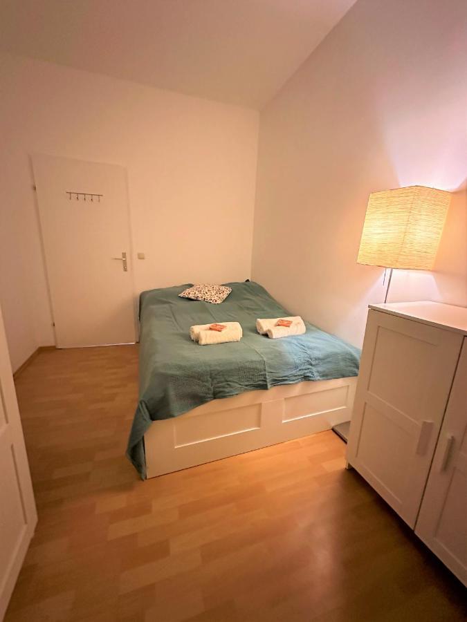 Apartamento Cosy & Quiet In 17Th District Viena Exterior foto